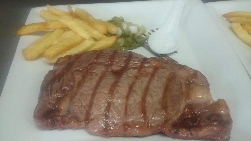 Hotel Restaurante Calderon Аркос де ла Фронтера Экстерьер фото